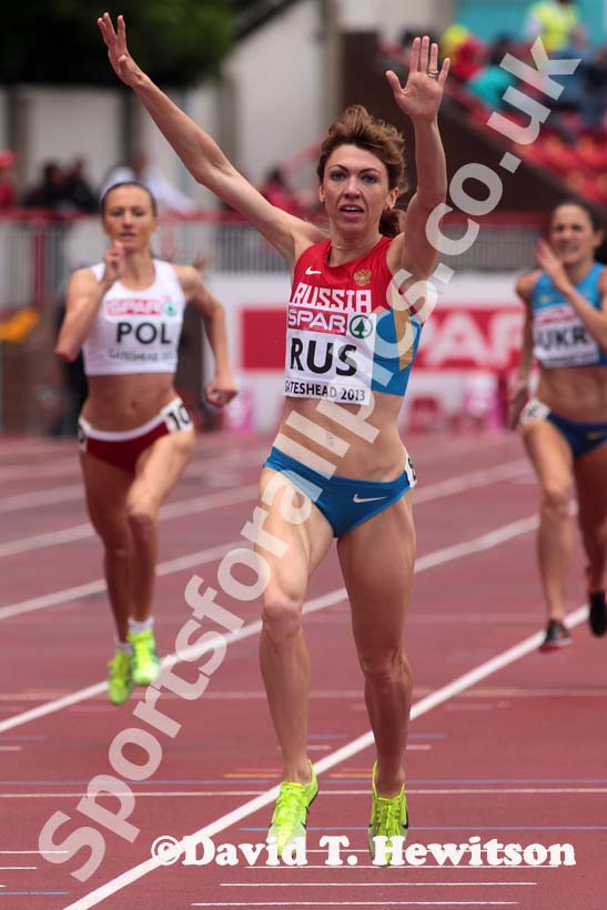 Ekaterina Magnani (Russia) wins the 1500 metres at the European Athletics Team Championships.